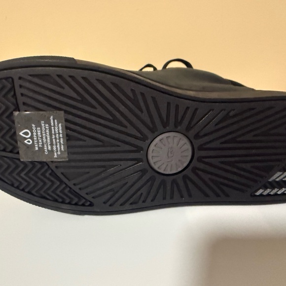 Men's Black High-Top Sneakers - Picture 7 of 13